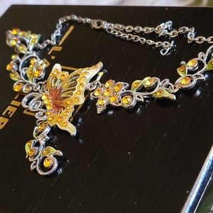 🦋 Butterfly and Cloisone Necklace 🦋